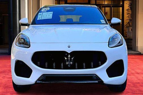 2023 Maserati Grecale Modena