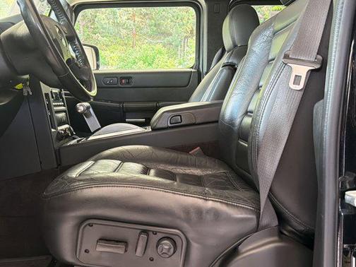 2005 Hummer H2 Base
