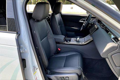 2026 Land Rover Range Rover Velar P400 Dynamic SE