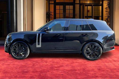 2026 Land Rover Range Rover P400 SE