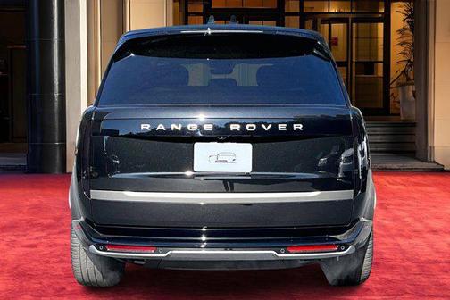 2026 Land Rover Range Rover P400 SE