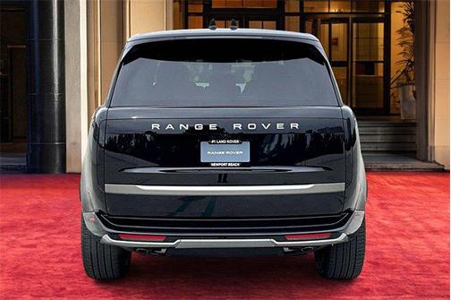 2025 Land Rover Range Rover P530 SE 7 Seat