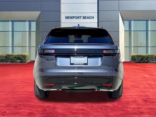 Varesine Blue Metallic 2026 Land Rover Range Rover Velar P250 SE R-Dynamic