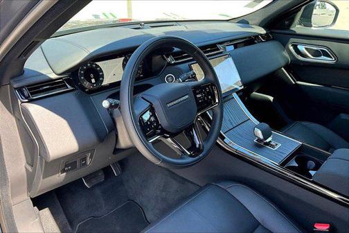 Varesine Blue Metallic 2026 Land Rover Range Rover Velar P250 SE R-Dynamic