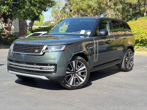 1dv/Green 2026 Land Rover Range Rover P400 SE