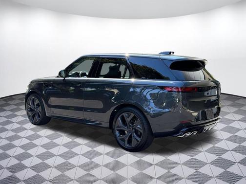 Carpathian Grey Premium Metallic 2026 Land Rover Range Rover Sport SE