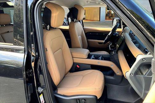 2026 Land Rover Defender P400 X-Dynamic SE