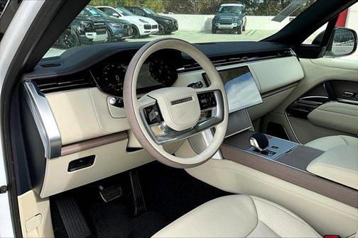 2025 Land Rover Range Rover P530 Autobiography