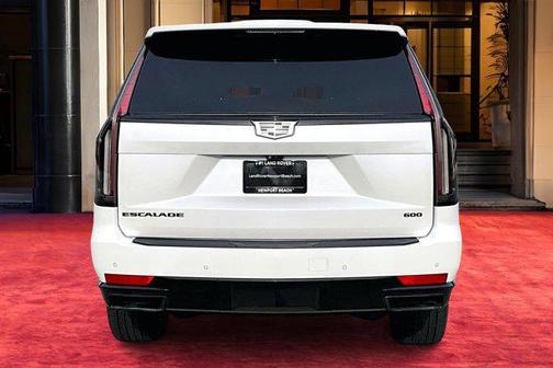 2023 Cadillac Escalade Sport