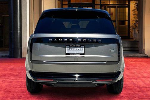 2023 Land Rover Range Rover P530 SE