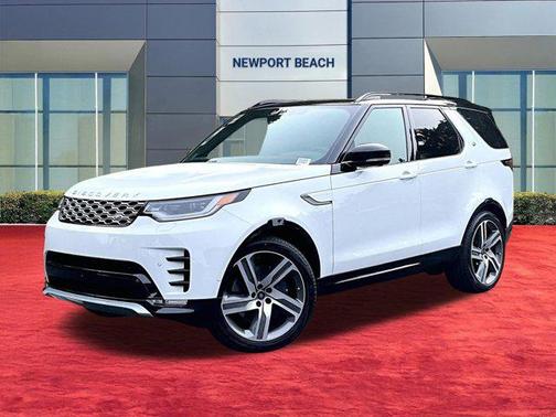 1aa/White 2026 Land Rover Discovery Gemini Edition