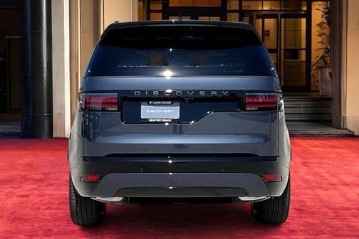 2025 Land Rover Discovery P360 Dynamic SE