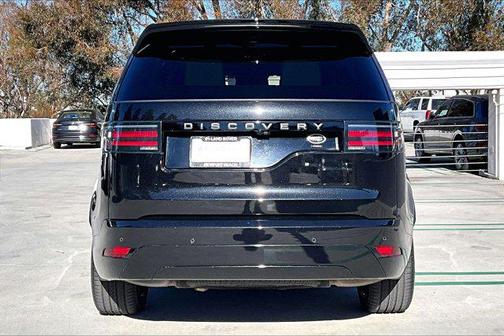 2023 Land Rover Discovery P360 S R-Dynamic