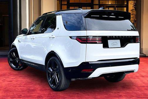 2026 Land Rover Discovery Dynamic SE