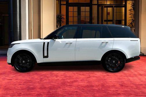 2025 Land Rover Range Rover P400 SE 7 Seat