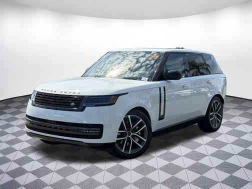 Fuji White 2026 Land Rover Range Rover P550e SE