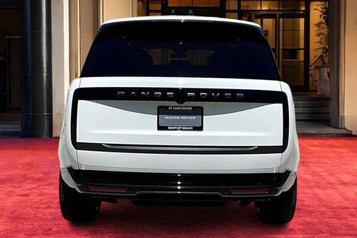 2025 Land Rover Range Rover P400 SE