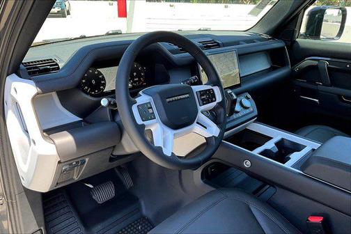 2025 Land Rover Defender 110 P400 S