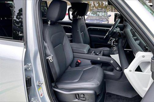 2024 Land Rover Defender 110 P300