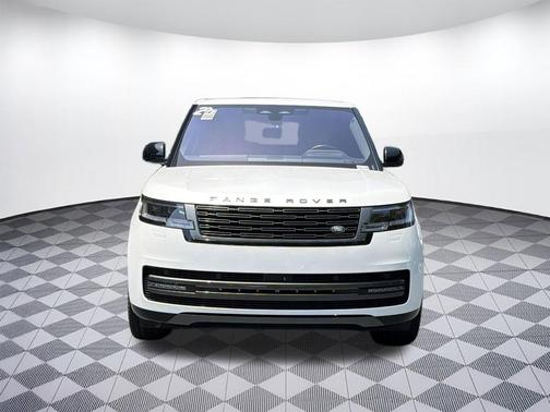 White 2023 Land Rover Range Rover P530 SE