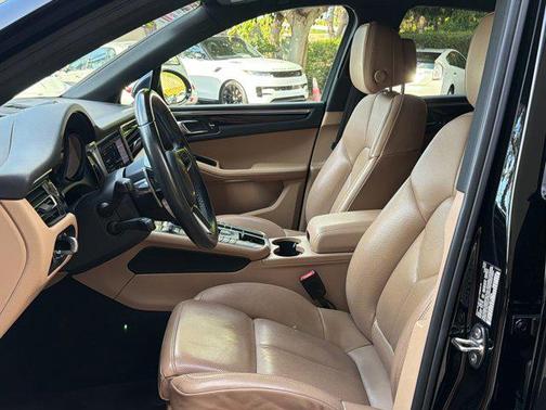 Black 2020 Porsche Macan Macan