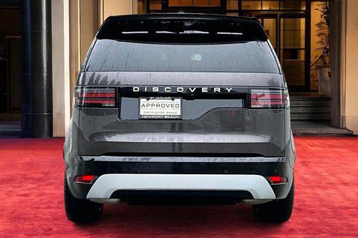 2024 Land Rover Discovery P360 Metropolitan Edition