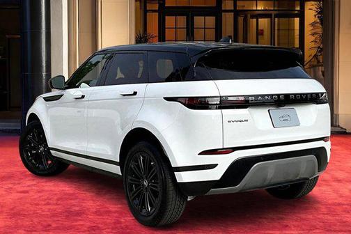 1aa/White 2026 Land Rover Range Rover Evoque Core S