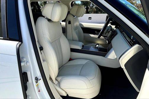 2024 Land Rover Range Rover P550e Autobiography