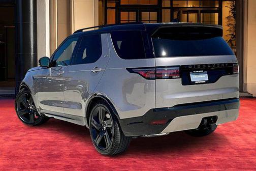 2025 Land Rover Discovery P360 Dynamic SE