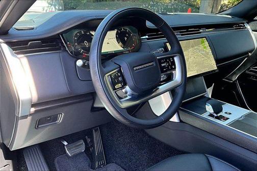 2026 Land Rover Range Rover P530 Autobiography