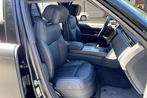 2026 Land Rover Range Rover P530 Autobiography