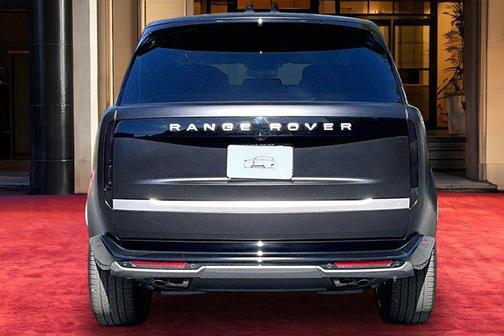 2026 Land Rover Range Rover P530 Autobiography