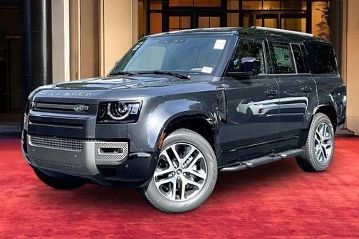 2025 Land Rover Defender 130 P400 X-Dynamic SE