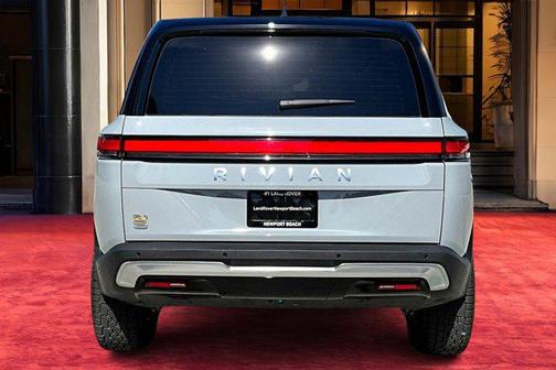 2023 Rivian R1S Adventure