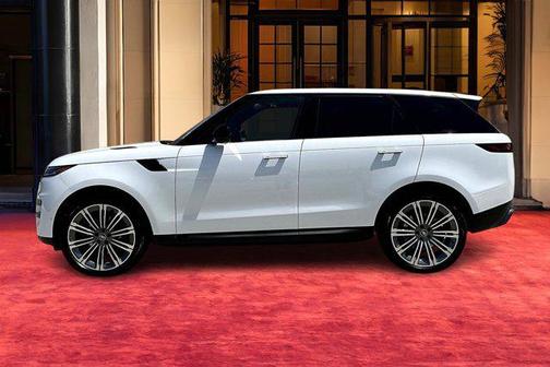 2025 Land Rover Range Rover Sport SE