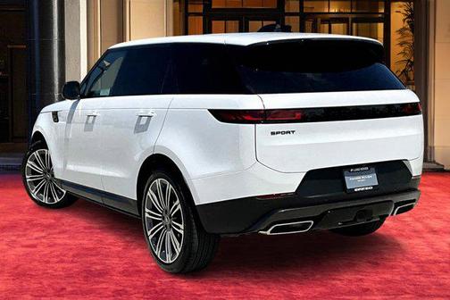 2025 Land Rover Range Rover Sport SE