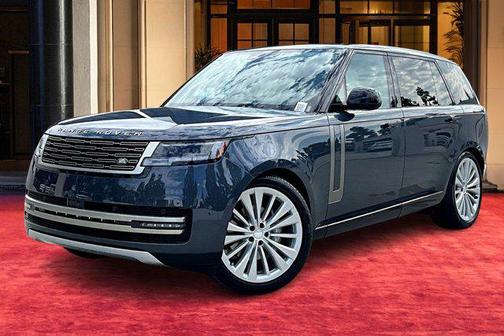2025 Land Rover Range Rover P400 SE 7 Seat