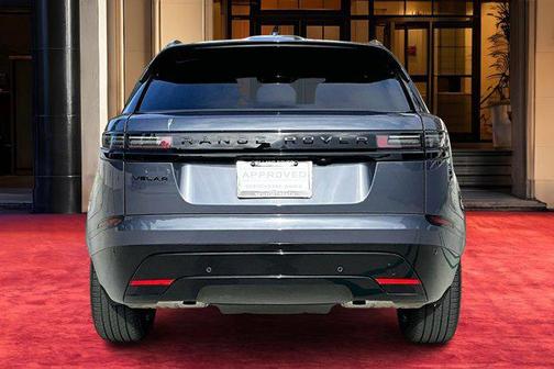 2025 Land Rover Range Rover Velar P250 SE R-Dynamic