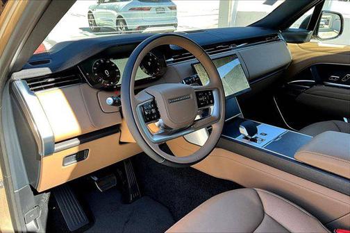2025 Land Rover Range Rover P530 SE 7 Seat