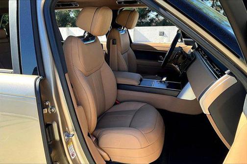 2025 Land Rover Range Rover P530 SE 7 Seat