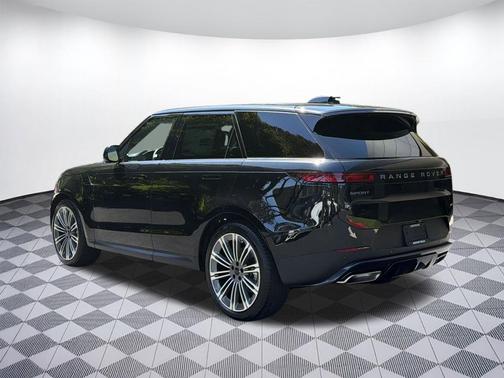 Santorini Black 2026 Land Rover Range Rover Sport SE