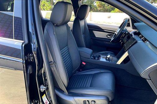 2025 Land Rover Discovery Sport Dynamic SE