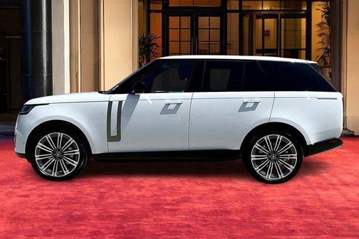 White 2025 Land Rover Range Rover P530 SE