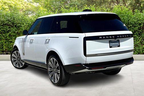 2025 Land Rover Range Rover P530 SE