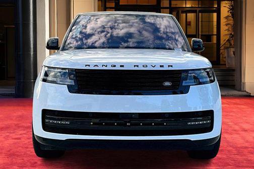 2023 Land Rover Range Rover P530 SE
