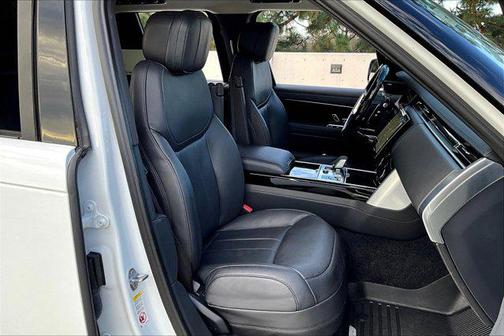 2023 Land Rover Range Rover P530 SE