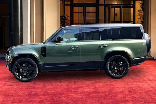 2026 Land Rover Defender P400 X-Dynamic SE