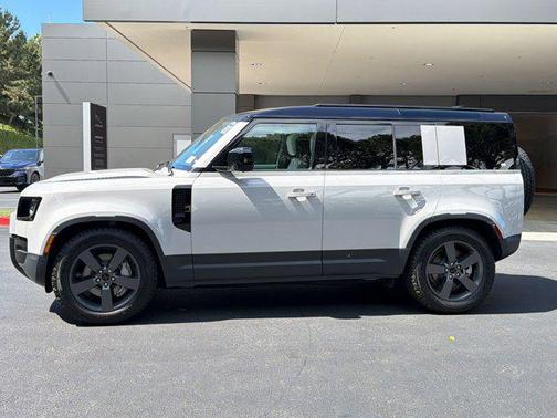 Borasco Grey Metallic 2026 Land Rover Defender P300 S