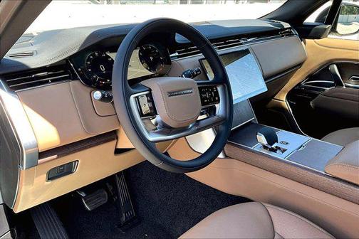 2025 Land Rover Range Rover P400 SE