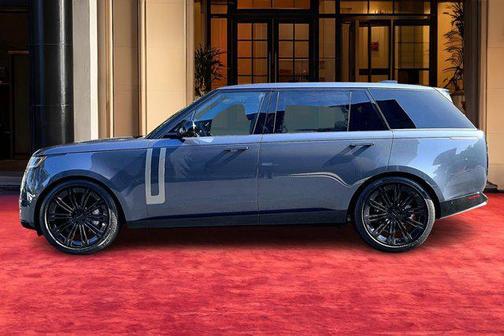 2026 Land Rover Range Rover P530 SE 7 Seat